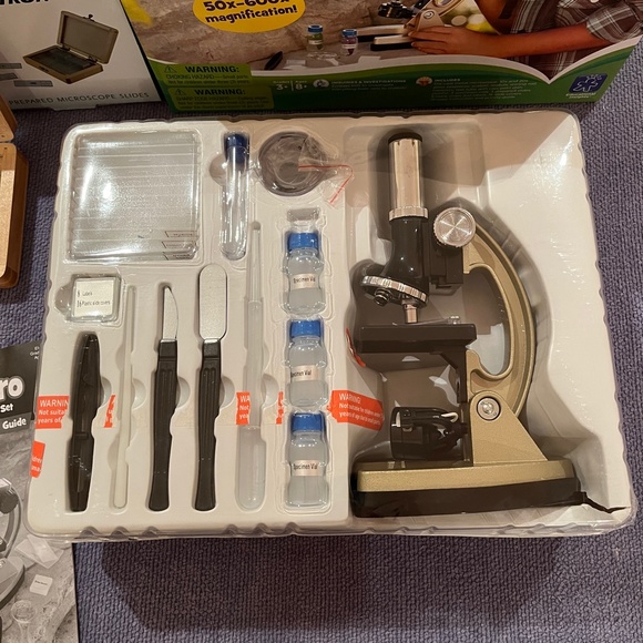 MicroPro 48 piece Microscope set Science  & 24 Prepared Microscope Slides - Picture 2 of 12